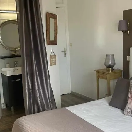 מלון De La נרבון